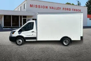 Ford Transit 2023 350 HD 2dr 138 in. WB DRW Cutaway Chassis w/9950 Lb. GVWR