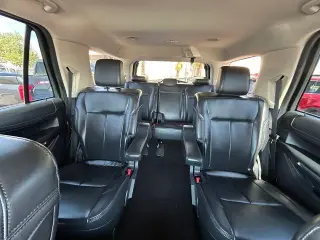 Ford Expedition 2024 4x2 XLT 4dr SUV