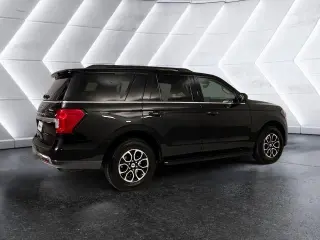 Ford Expedition 2024 4x2 XLT 4dr SUV