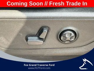 Ram 1500 2019 4x4 Big Horn 4dr Crew Cab con cabina de 5.6 pies de largo pickup