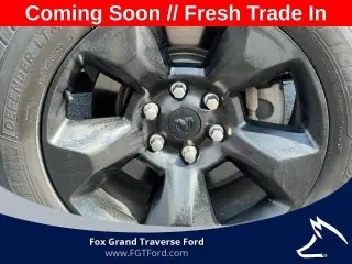 Ram 1500 2019 4x4 Big Horn 4dr Crew Cab con cabina de 5.6 pies de largo pickup