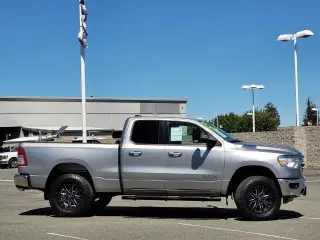 Ram 1500 2021 4x4 Big Horn 4dr Quad Cab 6.4 ft. SB Pickup