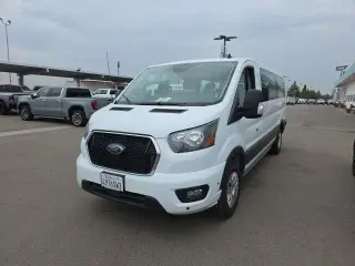 Transito Ford 2024 350 XL 3dr LWB Techo de Baja para Vehículos de Pasajeros