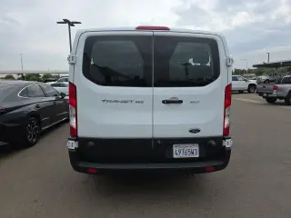 Transito Ford 2024 350 XL 3dr LWB Techo de Baja para Vehículos de Pasajeros