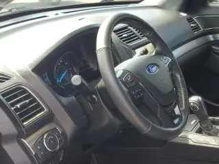 Explorador Ford 2018 AWD XLT 4dr SUV