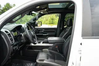 Ram 1500 2022 4x4 Laramie 4dr Crew Cab 5.6 ft. SB Pickup