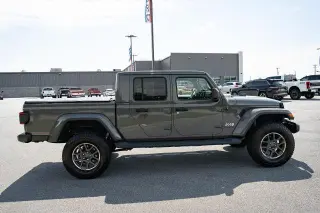 Jeep Gladiator 2020 4x4 Overland 4dr Crew Cab 5.0 ft. SB