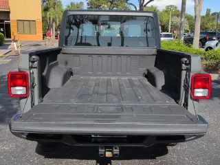 Jeep Gladiator 2021 4x4 Sport 4dr Cabina de Crew 5.0 ft. SB