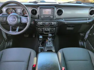 Jeep Gladiator 2021 4x4 Sport 4dr Cabina de Crew 5.0 ft. SB