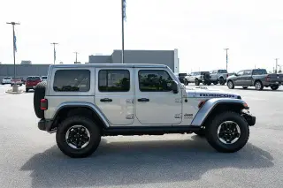 Jeep Wrangler Unlimited 2018 4x4 Rubicon 4dr SUV (release medio año)