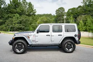 Jeep Wrangler Unlimited 2018 4x4 Rubicon 4dr SUV (release medio año)
