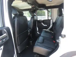 Jeep Wrangler Unlimited 2015 4x4 Sahara 4dr SUV