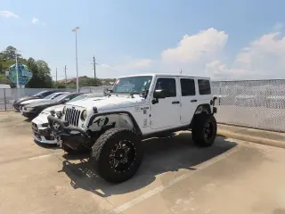 Jeep Wrangler Unlimited 2015 4x4 Sahara 4dr SUV