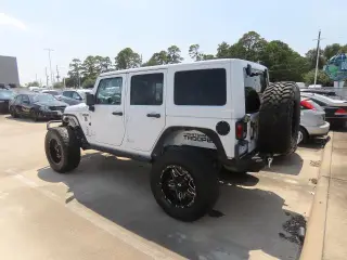 Jeep Wrangler Unlimited 2015 4x4 Sahara 4dr SUV
