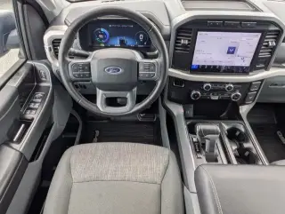 Ford F-150 Lightning 2023 AWD XLT 4dr SuperCrew 5.5 ft. SB