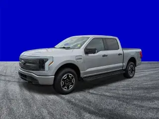 Ford F-150 Lightning 2023 AWD XLT 4dr SuperCrew 5.5 ft. SB