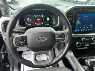 Ford F-150 2021 4x4 Lariat 4dr SuperCrew 5.5 ft. SB