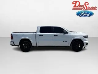 Ram 1500 2025 4x4 Laramie 4dr Crew Cab 5.6 ft. SB Pickup