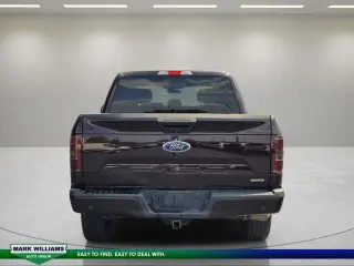Ford F-150 2020 4x4 XL 4dr SuperCrew con cabina de 5,5 pies de largo.