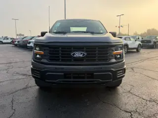 Ford F-150 2026 4x4 XL 4dr SuperCrew 5.5 ft. SB