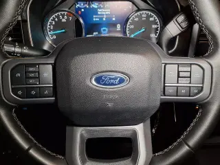 Ford F-150 2023 4x4 XLT 4dr SuperCrew 5.5 ft. SB