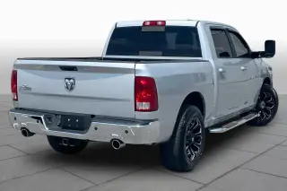 Ram 1500 2012 4x2 SLT 4dr Crew Cab 5.5 ft. SB Pickup