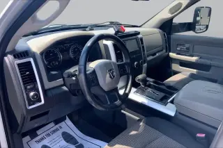 Ram 1500 2012 4x2 SLT 4dr Crew Cab 5.5 ft. SB Pickup