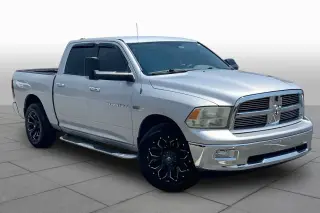 Ram 1500 2012 4x2 SLT 4dr Crew Cab 5.5 ft. SB Pickup