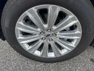 Ford Explorer 2025 Platinum 4dr SUV