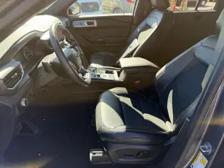 Explorador Ford 2023 ST-Line 4dr SUV