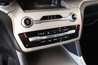 Ford Explorer 2023 AWD XLT 4dr SUV