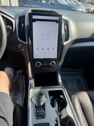 2022 Ford Edge