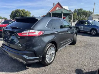 2022 Ford Edge