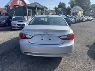 2011 Hyundai SONATA