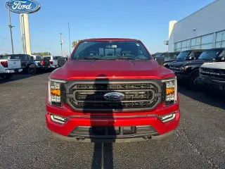 Ford F-150 2023 4x4 XLT 4dr SuperCrew con cabina de 5.5 m.