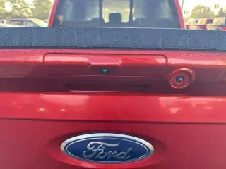 Ford F-150 2023 4x4 XLT 4dr SuperCrew con cabina de 5.5 m.