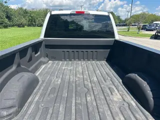 Ford F-250 Super Duty 2023 4x4 XL 4dr Cab de Trabajo de 6.8 pies de largo Pickup