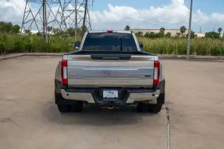 Ford F-350 Super Duty 2018 4x4 King Ranch 4dr Cab con 8 pies de largo pickup
