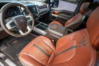 Ford F-350 Super Duty 2018 4x4 King Ranch 4dr Cab con 8 pies de largo pickup
