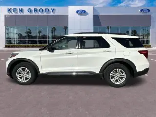 Explorador Ford 2023 XLT 4dr SUV