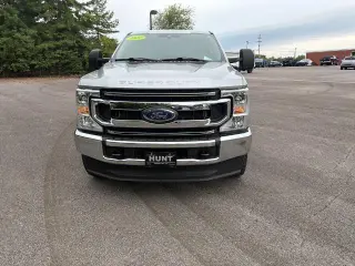 Ford F-350 Super Duty 2021 4x4 XL 4dr Cab de 6.8 pies de largo, suspensión trasera recta Pickup