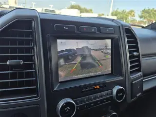 Ford Expedition 2021 4x2 XLT 4dr SUV
