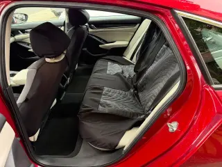Audiencia en 2019 Honda Accord