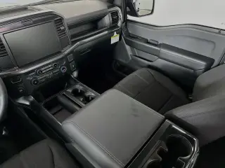 Ford F-150 2026 4x2 STX 4dr SuperCrew 5.5 ft. SB