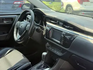 Corolla Toyota 2016