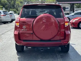 Toyota RAV4 del año 2011