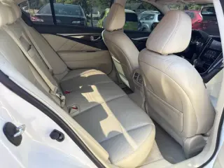 Infiniti Q50 del 2015