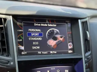 Infiniti Q50 del 2015