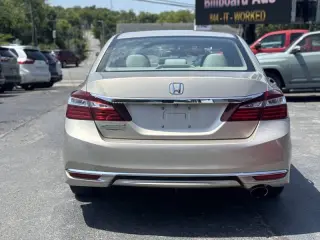 Audiencia 2016 Honda Accord