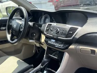 Audiencia 2016 Honda Accord
